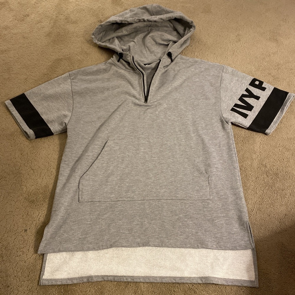 IVY PARK Grey oversized hooded jumper -Short Sleeve Sz Large Excellent Condition